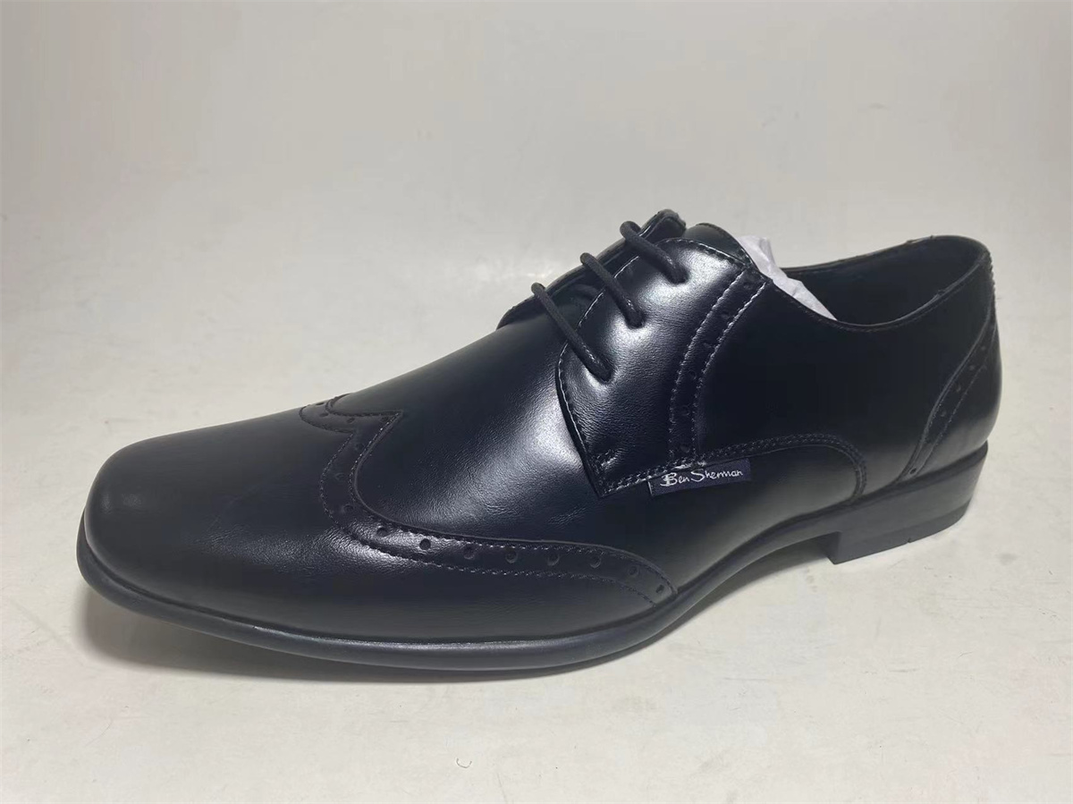 DURHAM BROGUE BLACK