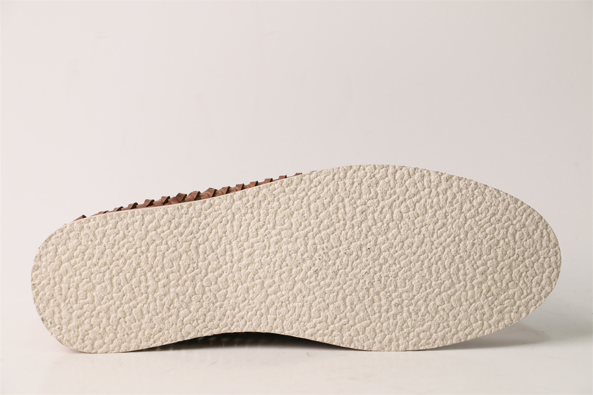 004-Brown-1