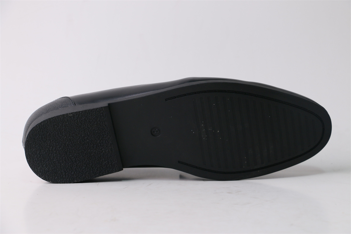 008-Black-1