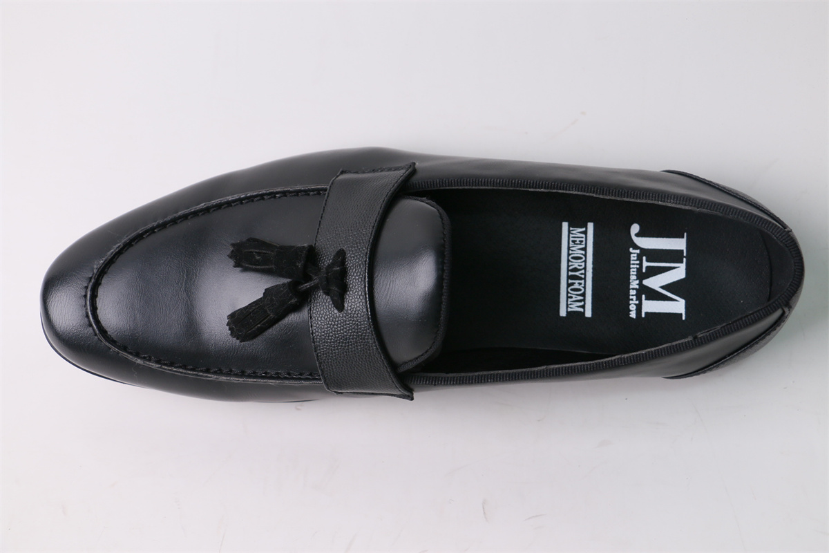 008-Black-1