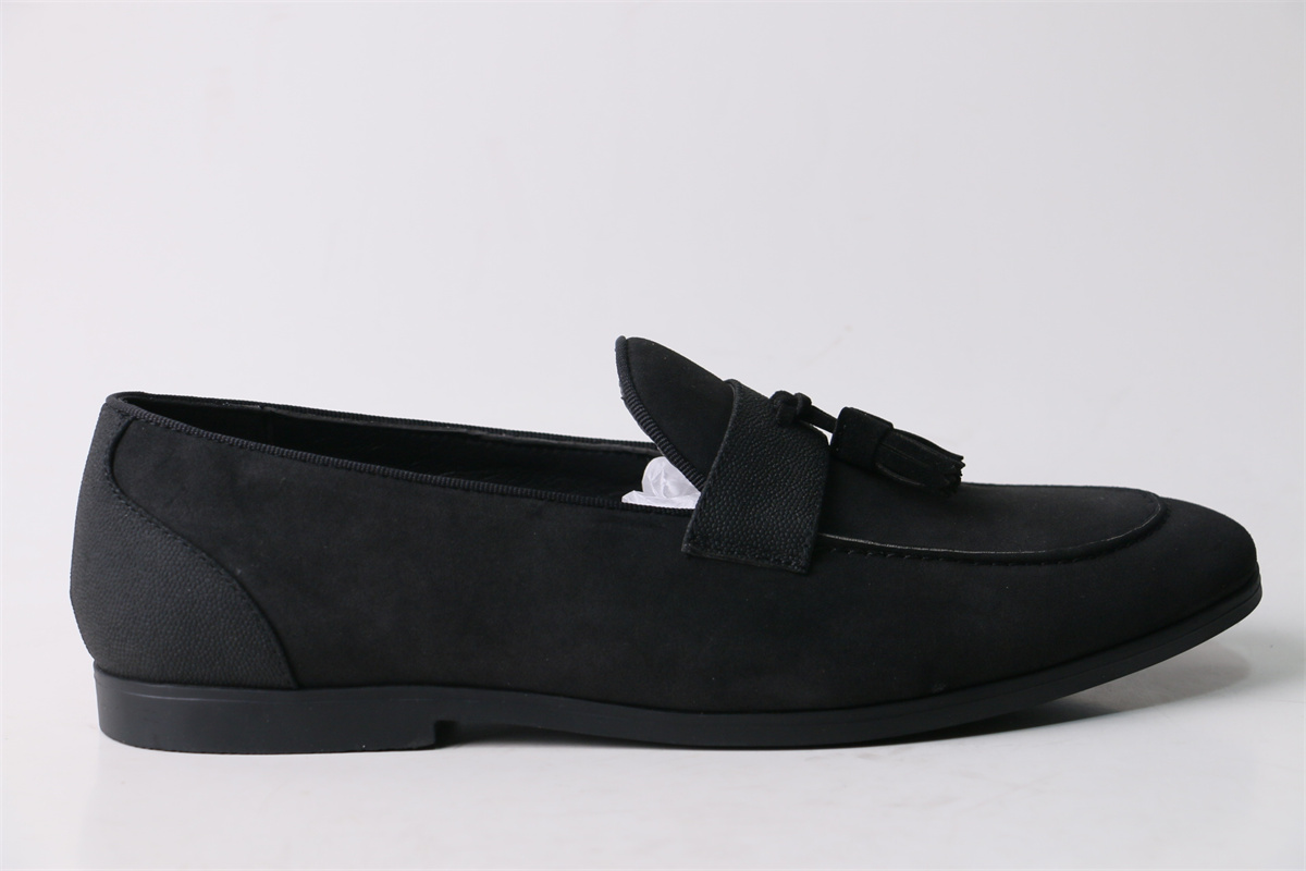 009-Black-1