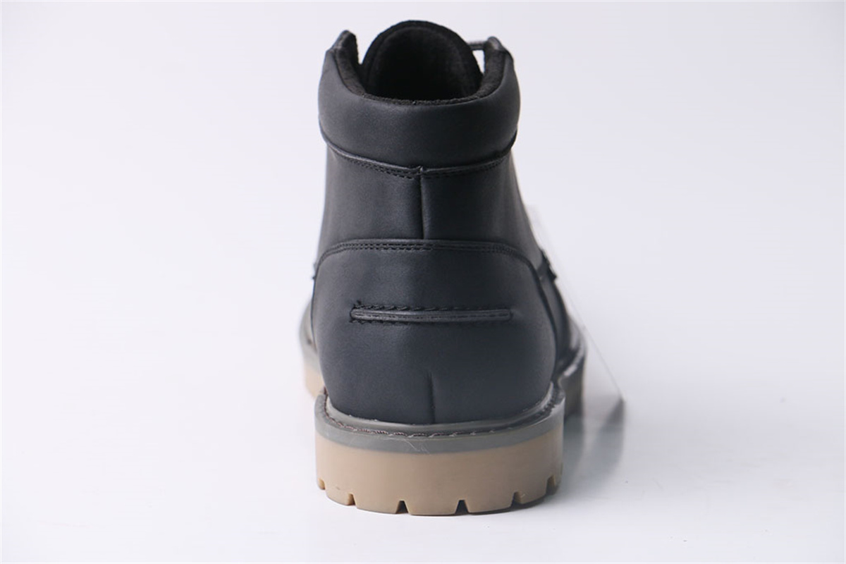 S28101904-BLACK