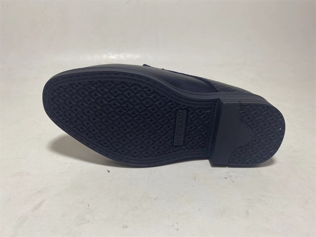 Greenwood black emboss point CS